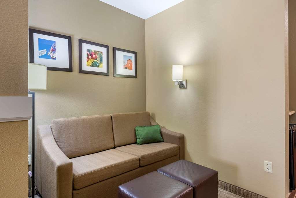 Comfort Suites - University Lubbock Zimmer foto