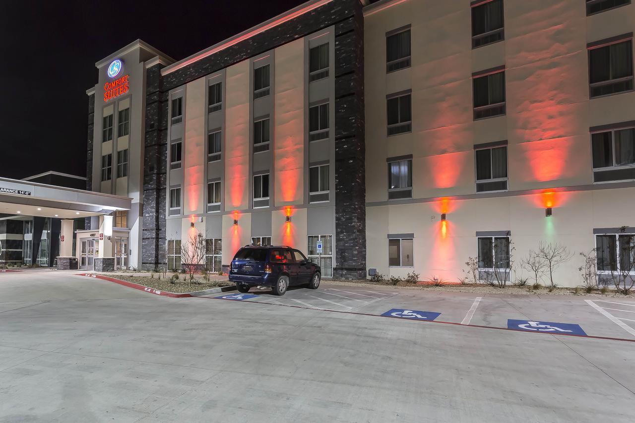 Comfort Suites - University Lubbock Exterior foto