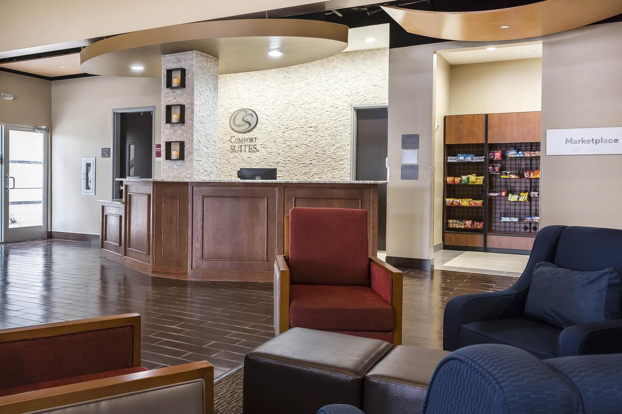Comfort Suites - University Lubbock Exterior foto